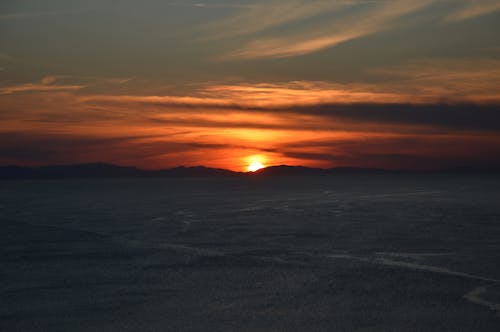 bulutlar, çöl, dağlar içeren Ücretsiz stok fotoğraf