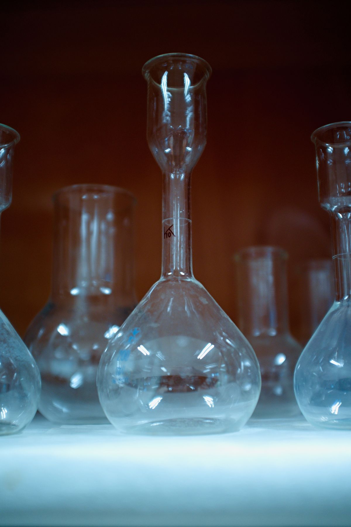 Laboratory flasks and research glassware