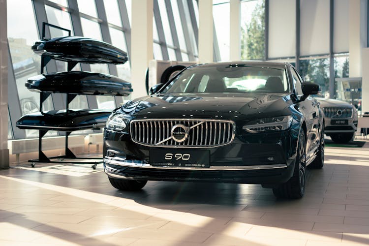 Volvo S 90 In Car Showroom