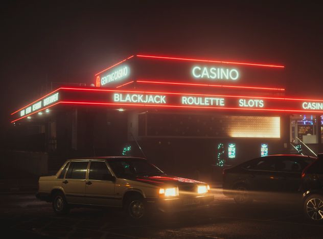 Online Casino: Spielautomaten und Live-Spiele im Überblick