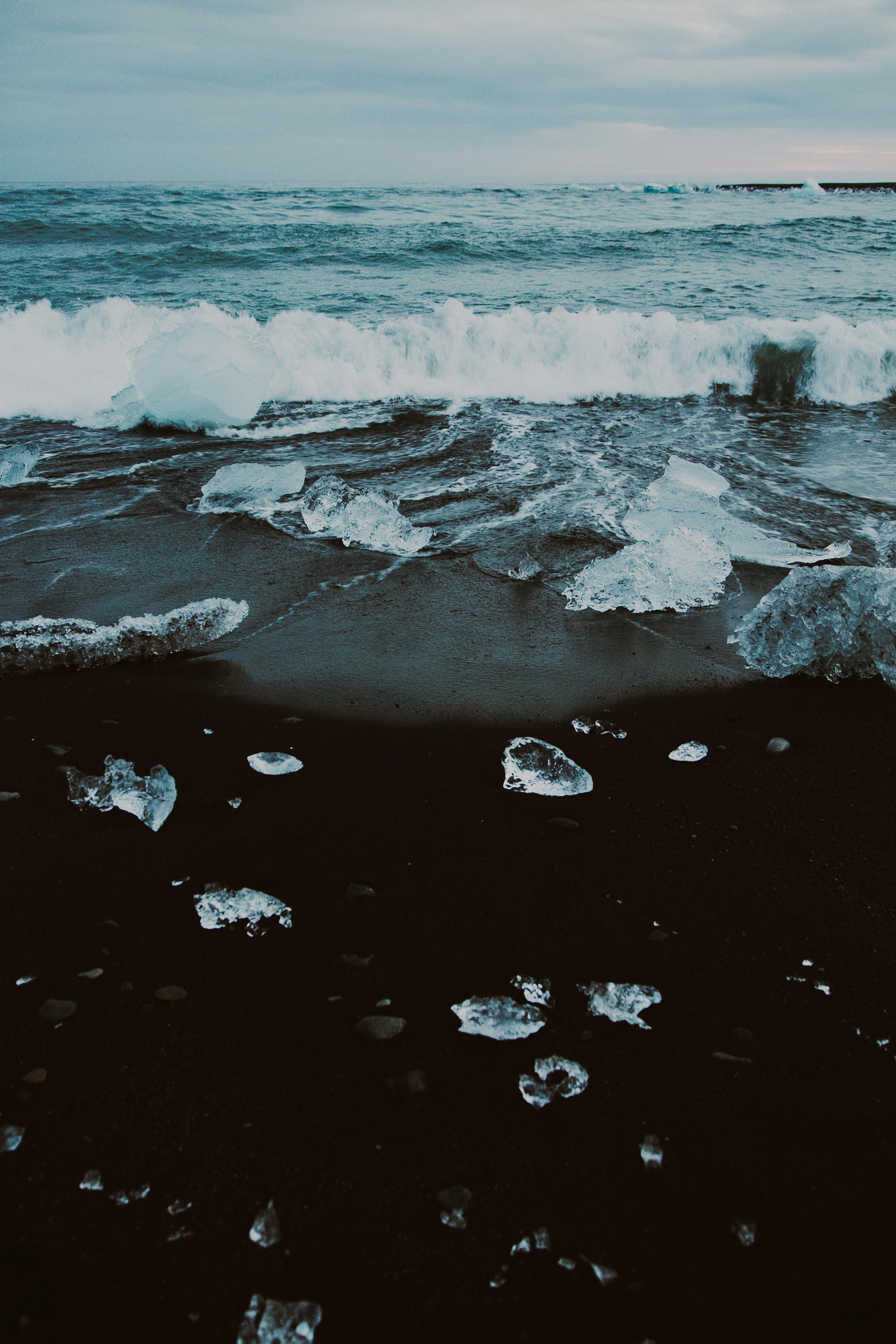 black beach · Free Stock Photo
