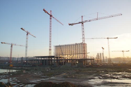 Foto profissional grátis de ao ar livre, cair da noite, construção