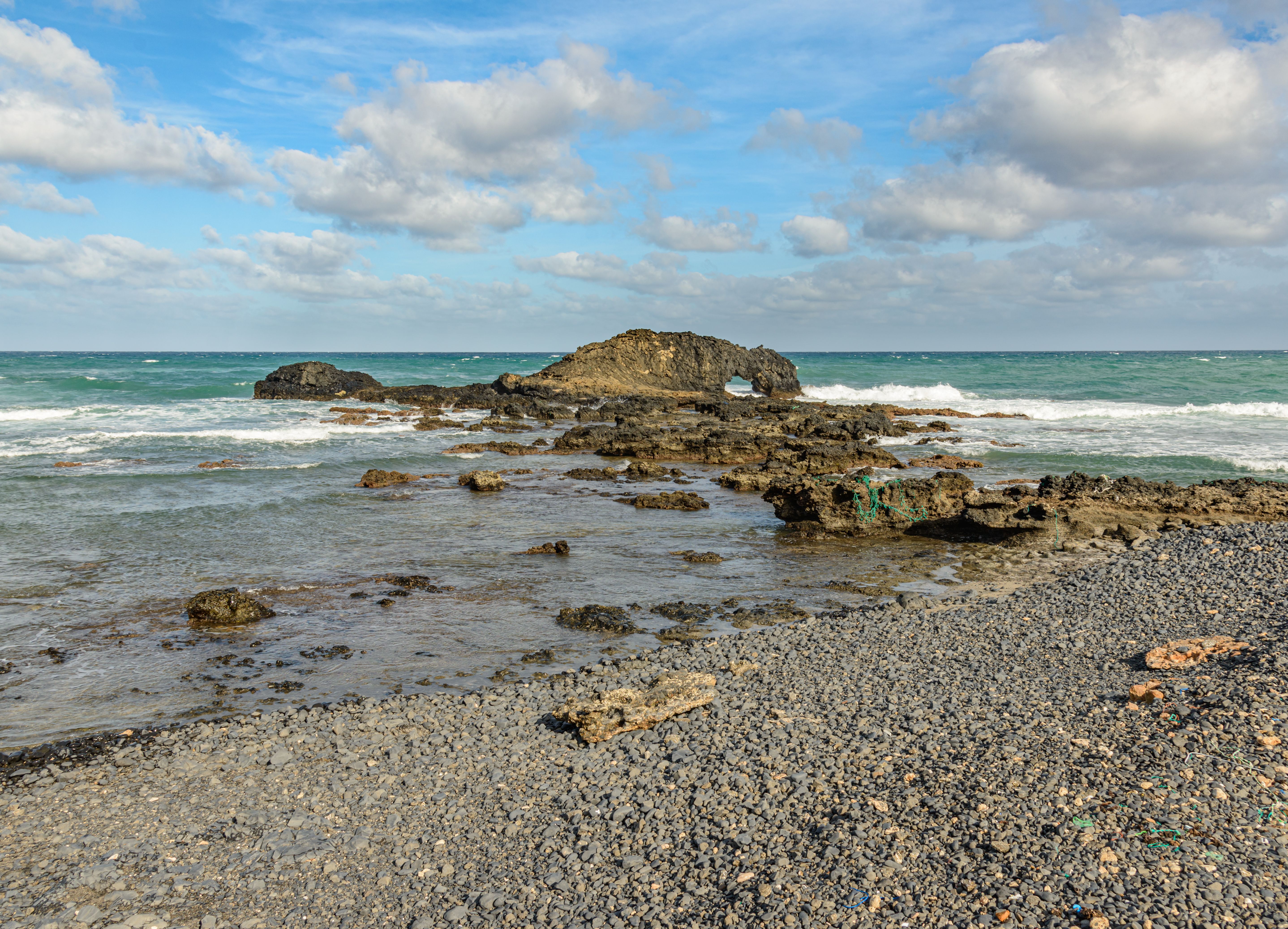 Rocks on the Beach · Free Stock Photo