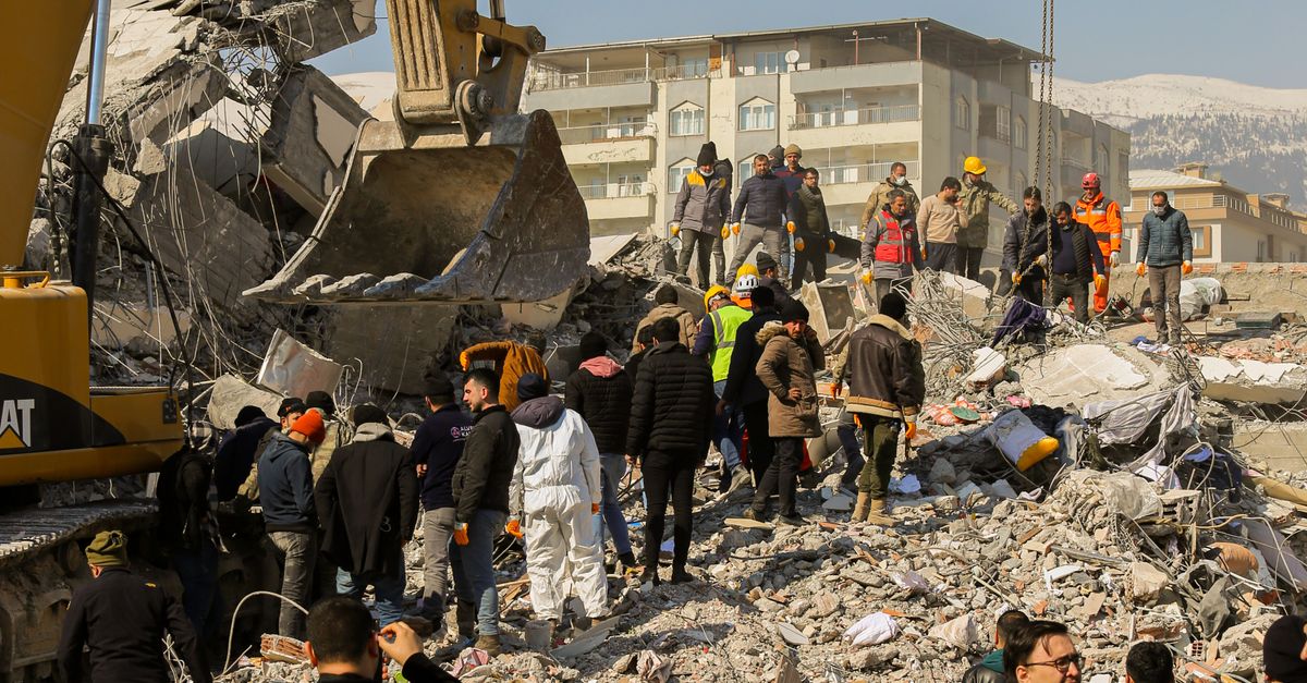 Blog Post Earthquake Town after Earthquake · Free Stock Photo