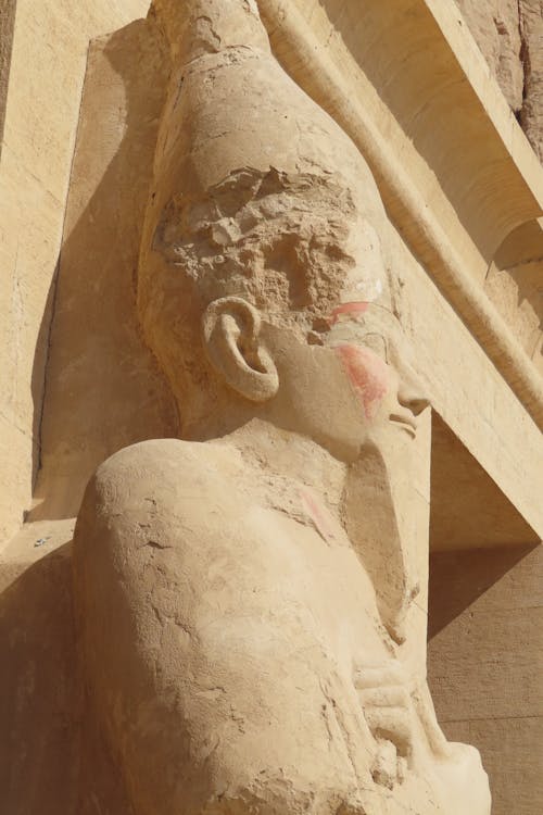 Statue of Pharaoh in Hatshepsut Temple