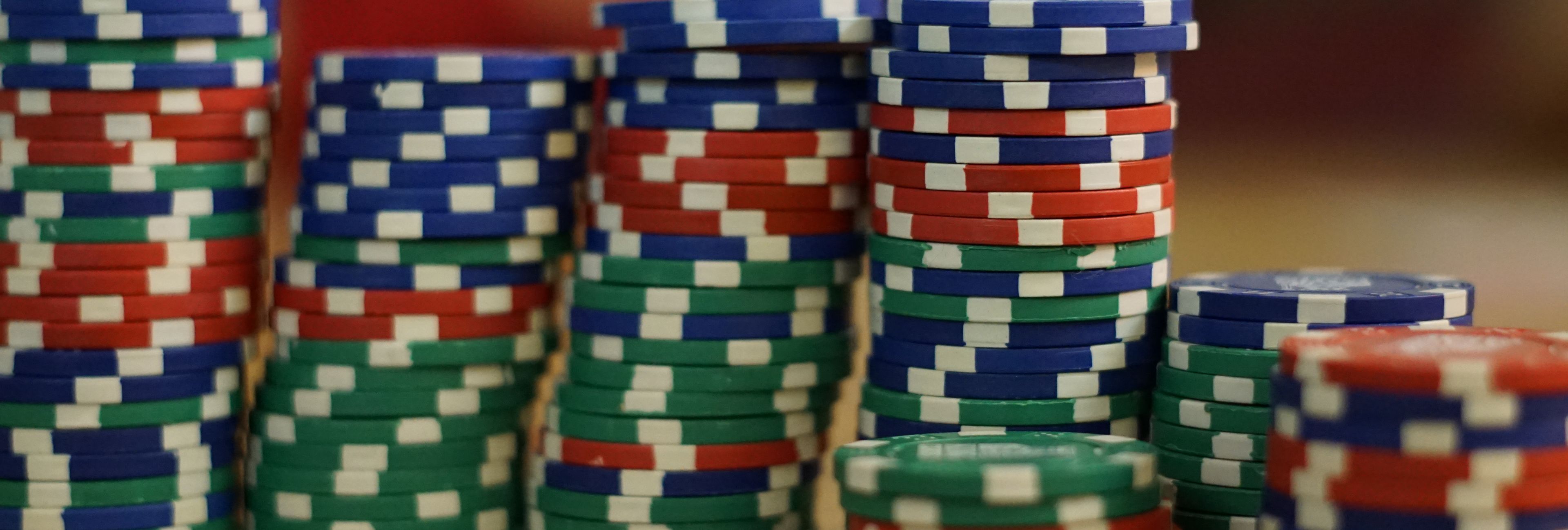 How to Float Bets in Cash Games: Complete Strategy Guide (2026)