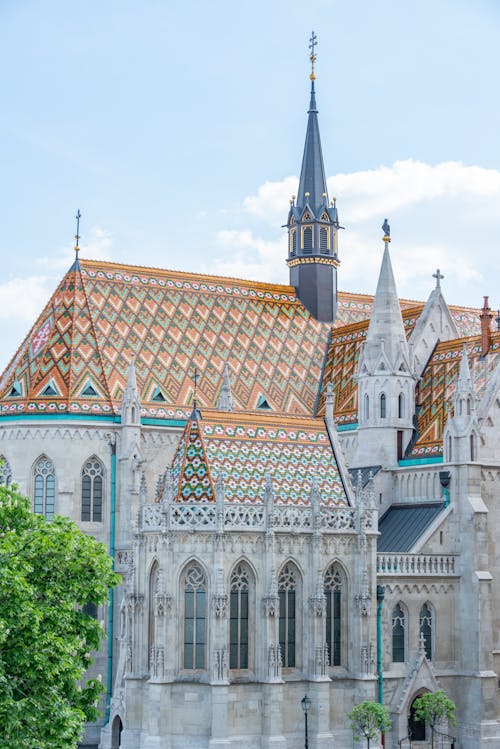 Photos gratuites de Budapest, église matthias, extérieur de bâtiment