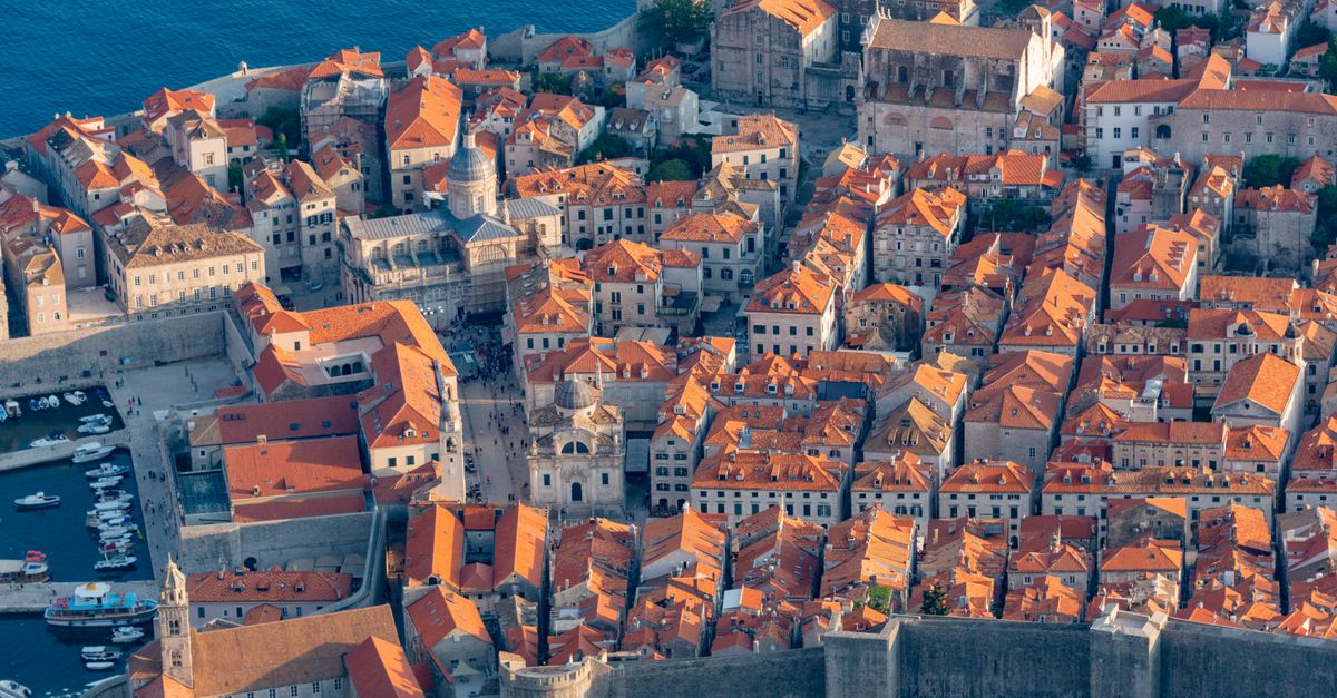 Levné letenky 2026: vyhledávač + nejlevnější nabídky 80 Dubrovník