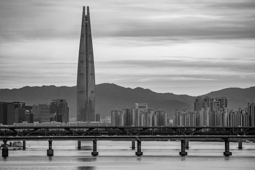 Ingyenes stockfotó Dél-Korea, fekete-fehér, felhőkarcolók témában Stockfotó