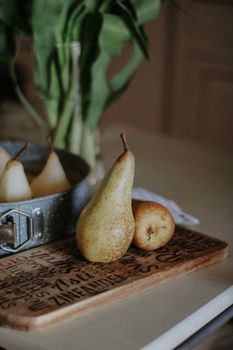 Anjou Green With Skin Pear