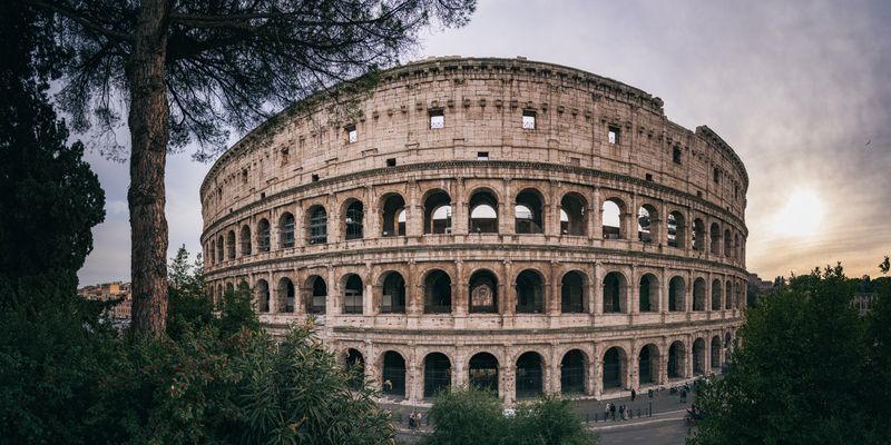 El Coliseo de Roma al atardecer