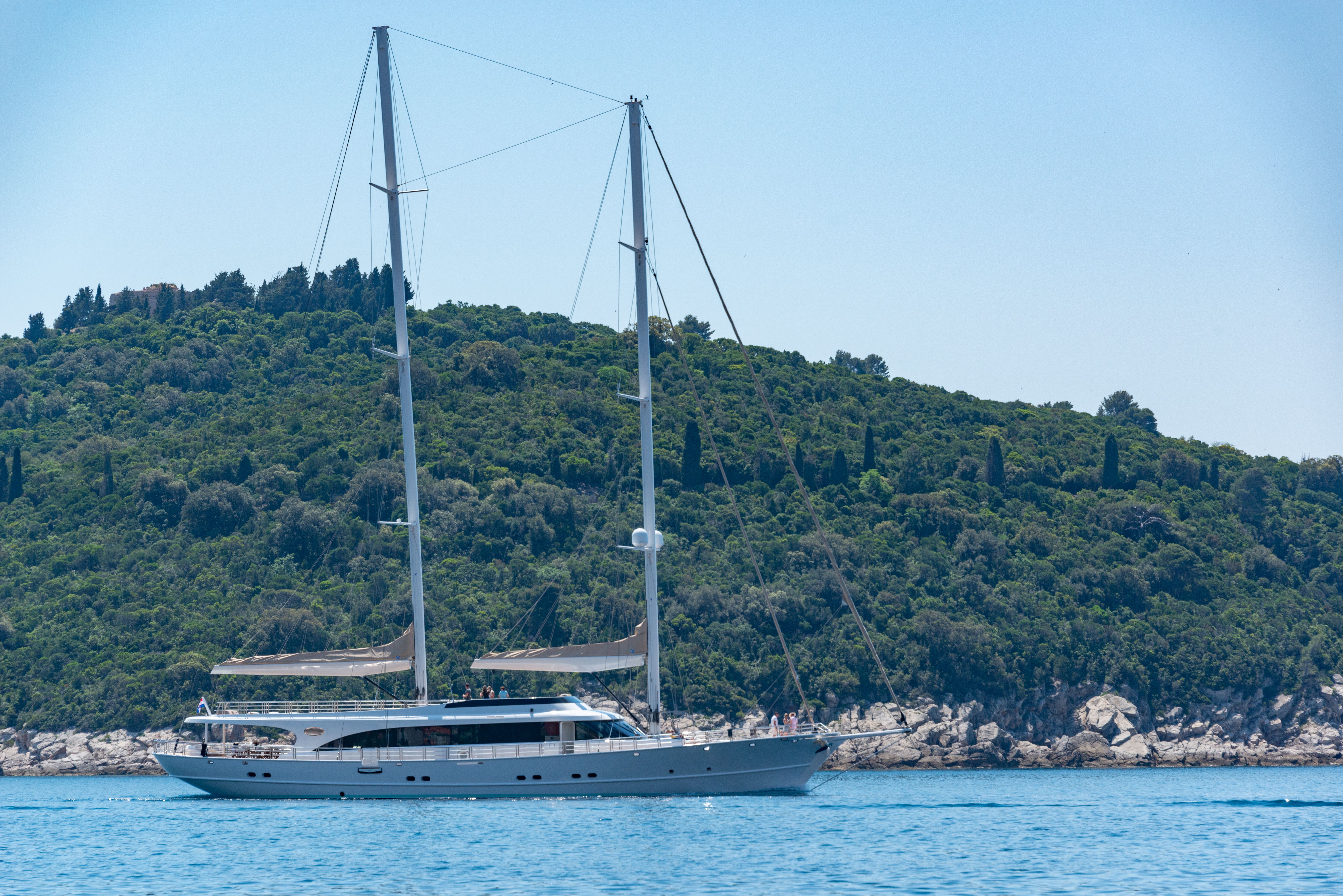 Choosing the right bunkering support partner