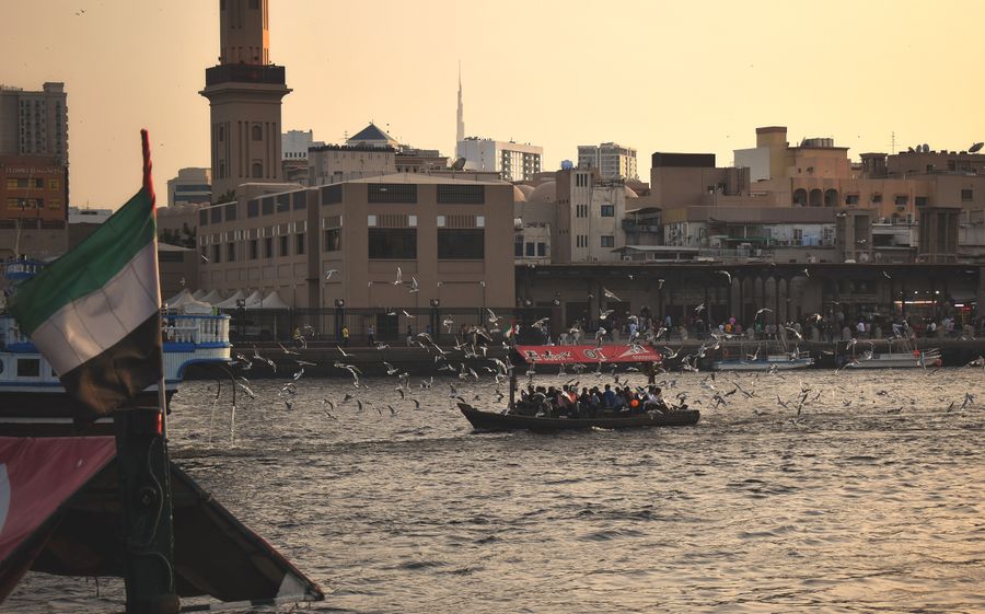 Old Dubai souks and abra ride