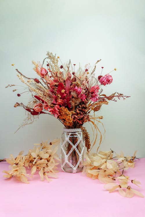 Gratis stockfoto met bloemstuk, boeket, Bos bloemen Stockfoto
