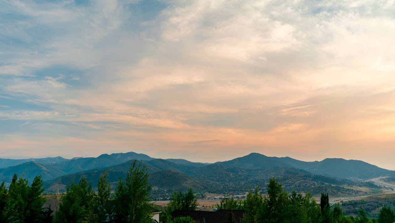 free-stock-photo-of-cloudy-cloudy-skies-evening-sky