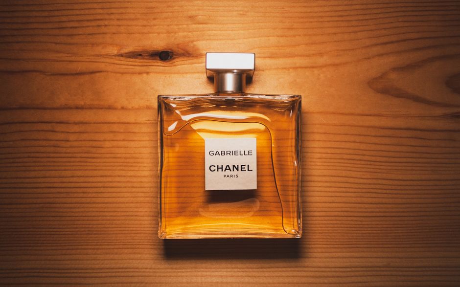 premium car fragrance benefits