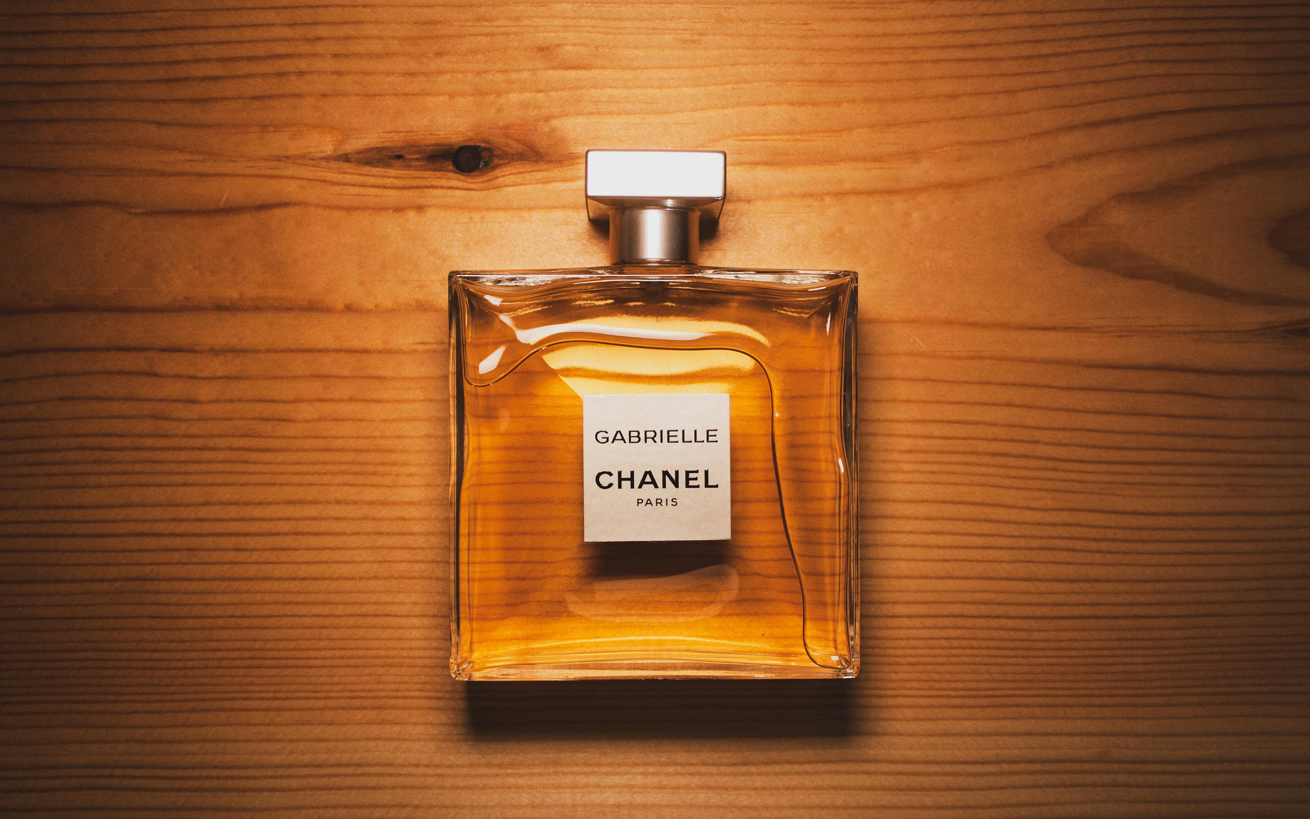 Chanel Perfume Set Stock Photo - Download Image Now - Chanel