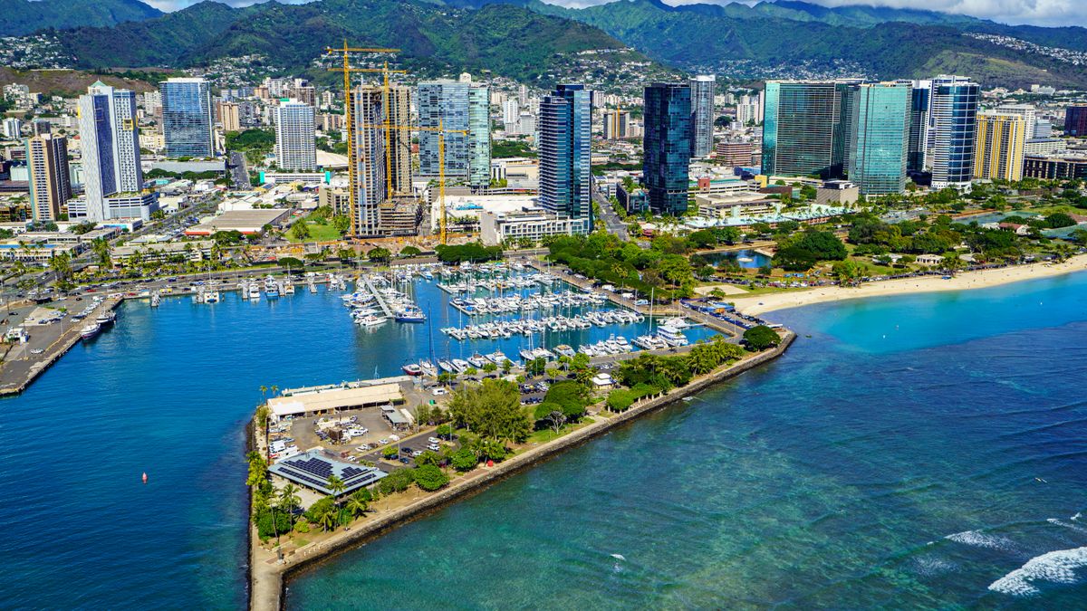 Best Birthday Freebies in Honolulu, HI: 2026 Local Guide
