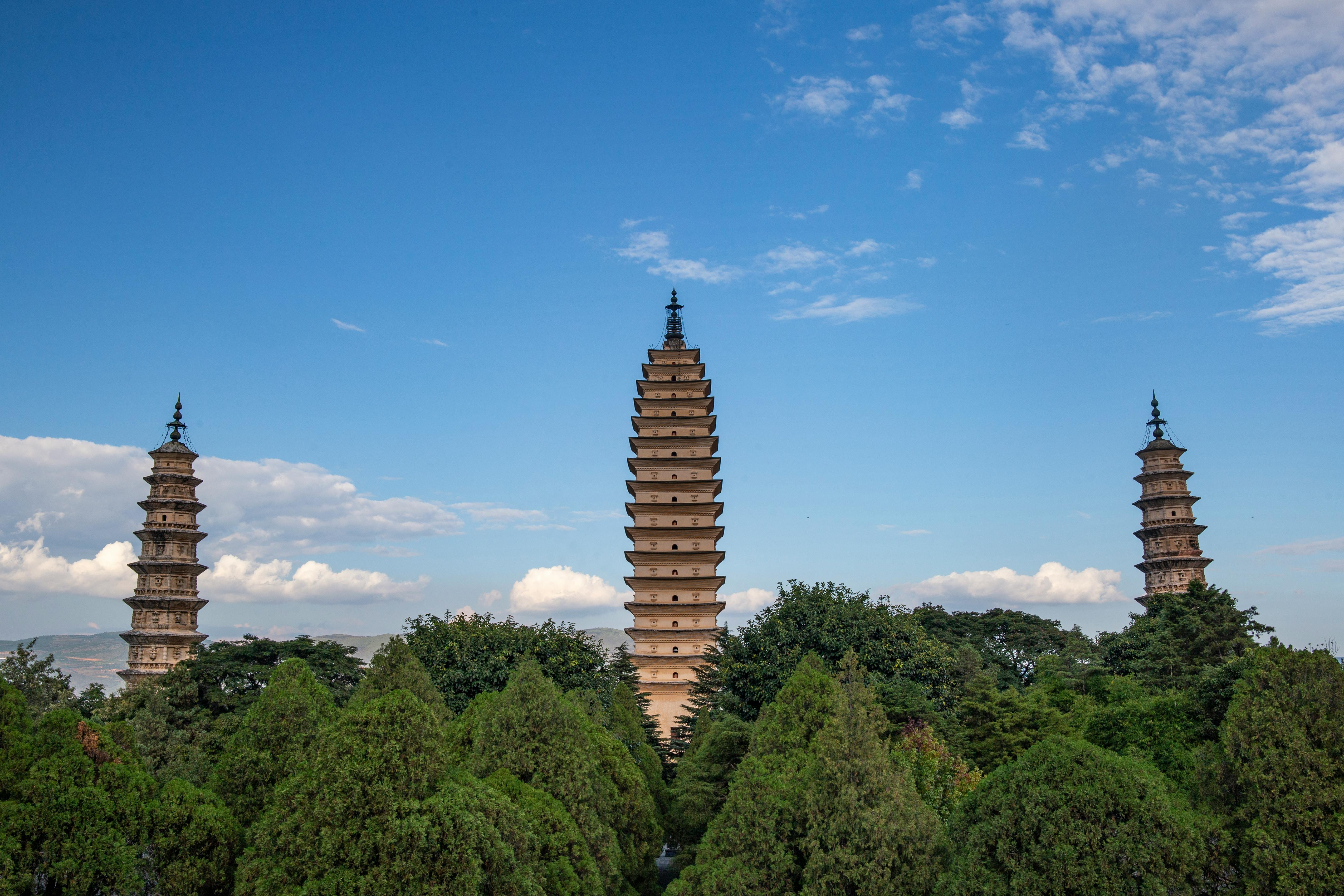 Three Pagodas Photos, Download The BEST Free Three Pagodas Stock Photos ...