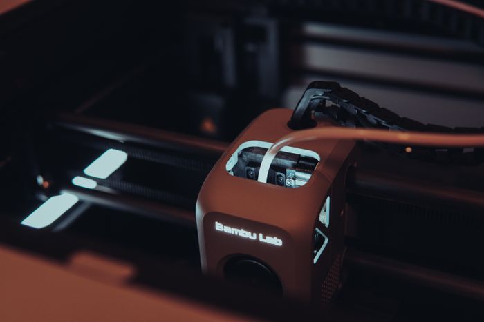 3D printer mechanism in operation