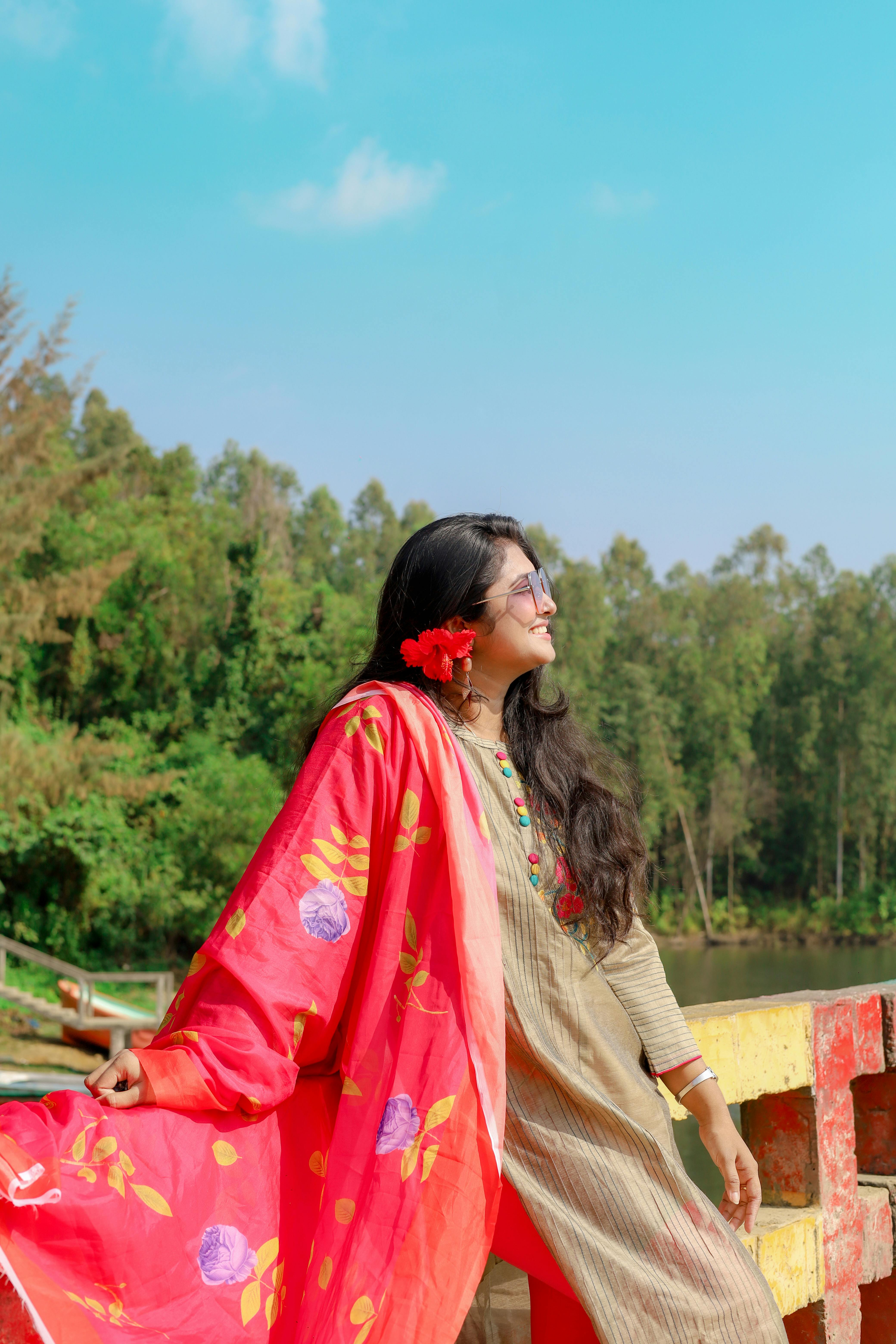Punjabi kudi Harnaaz Sandhu rocks the desi girl look in pink patiala salwar  suit