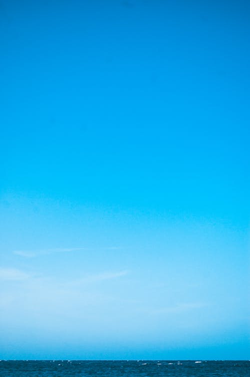 Foto profissional grátis de cenário, céu azul, céu limpo