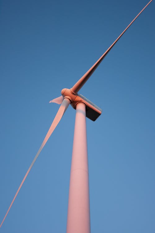 Photos gratuites de ciel clair, contre-plongée, énergie alternative