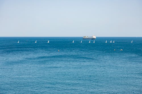 Immagine gratuita di barche a vela, mare blu, nave