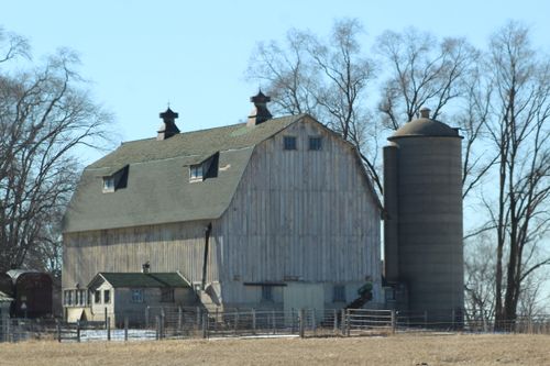 Free Barn and Silo Stock Photo