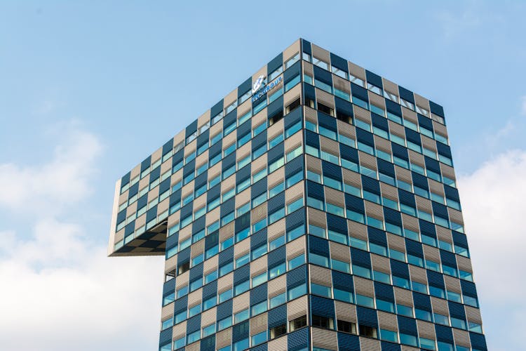 Modern Office Building In Rotterdam 