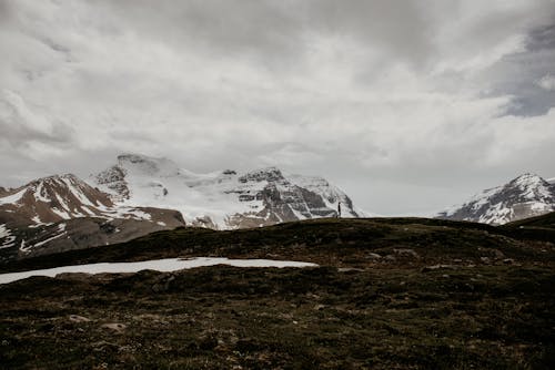 dağlar, jeoloji, kar içeren Ücretsiz stok fotoğraf