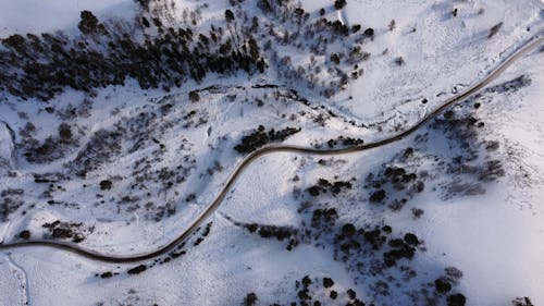 Ilmainen kuvapankkikuva tunnisteilla droonikuva, joki, lumi