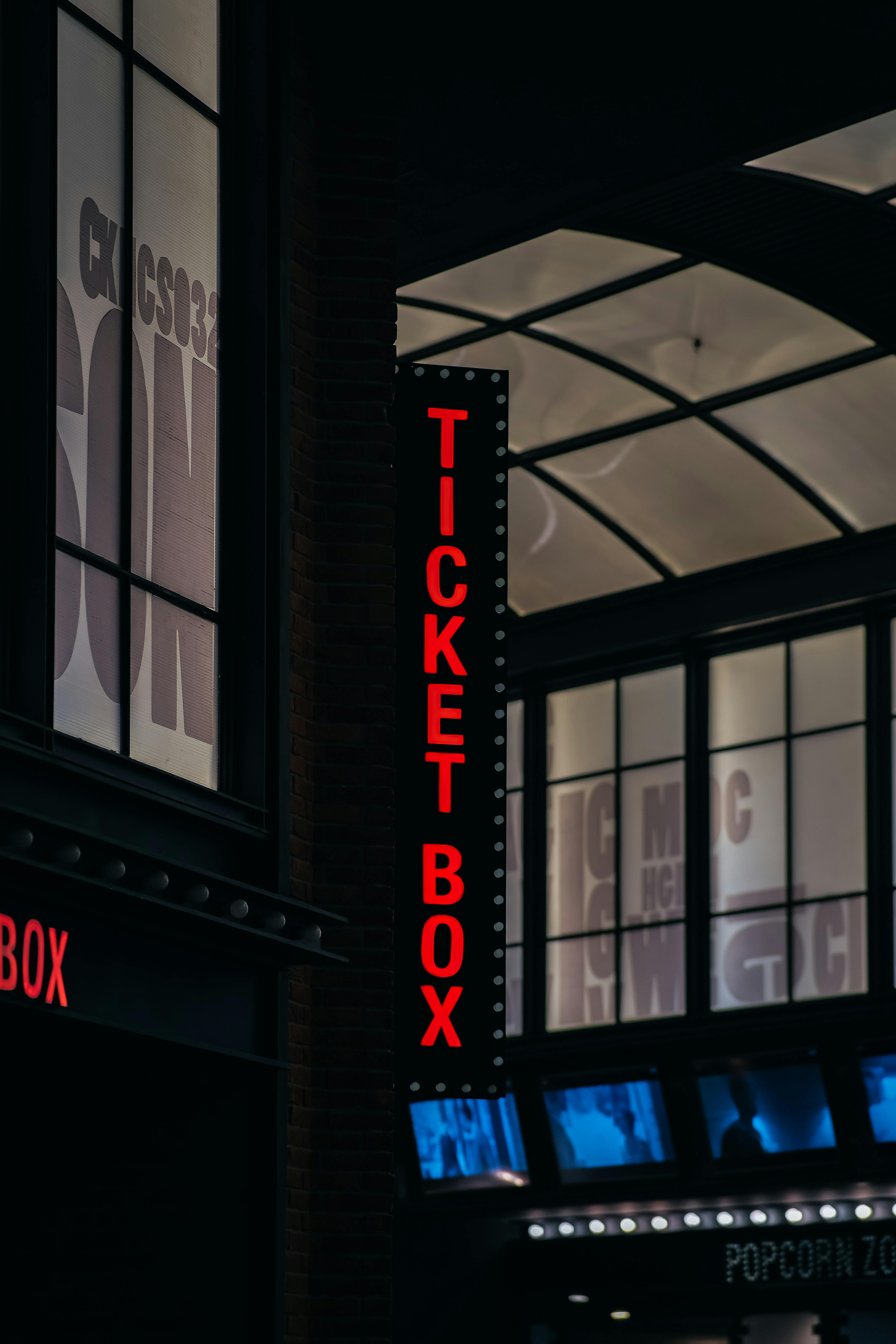 Ücretsiz #kapalı, açık, akşam içeren Ücretsiz stok fotoğraf Stok Fotoğraflar