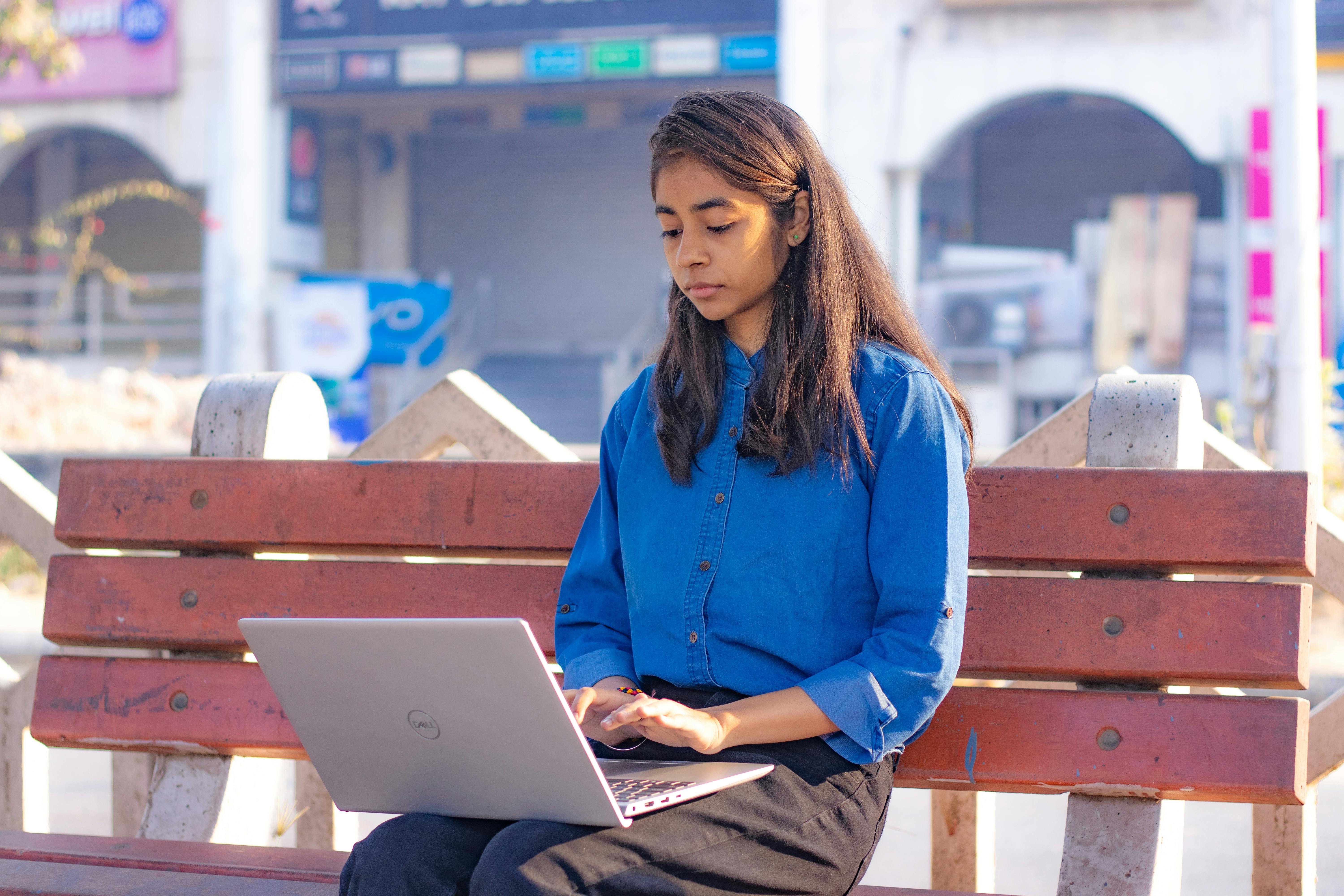 India’s Edtech Surge: Opportunities in Online Education and Training — Photo by Shantanu Kumar on Pexels
