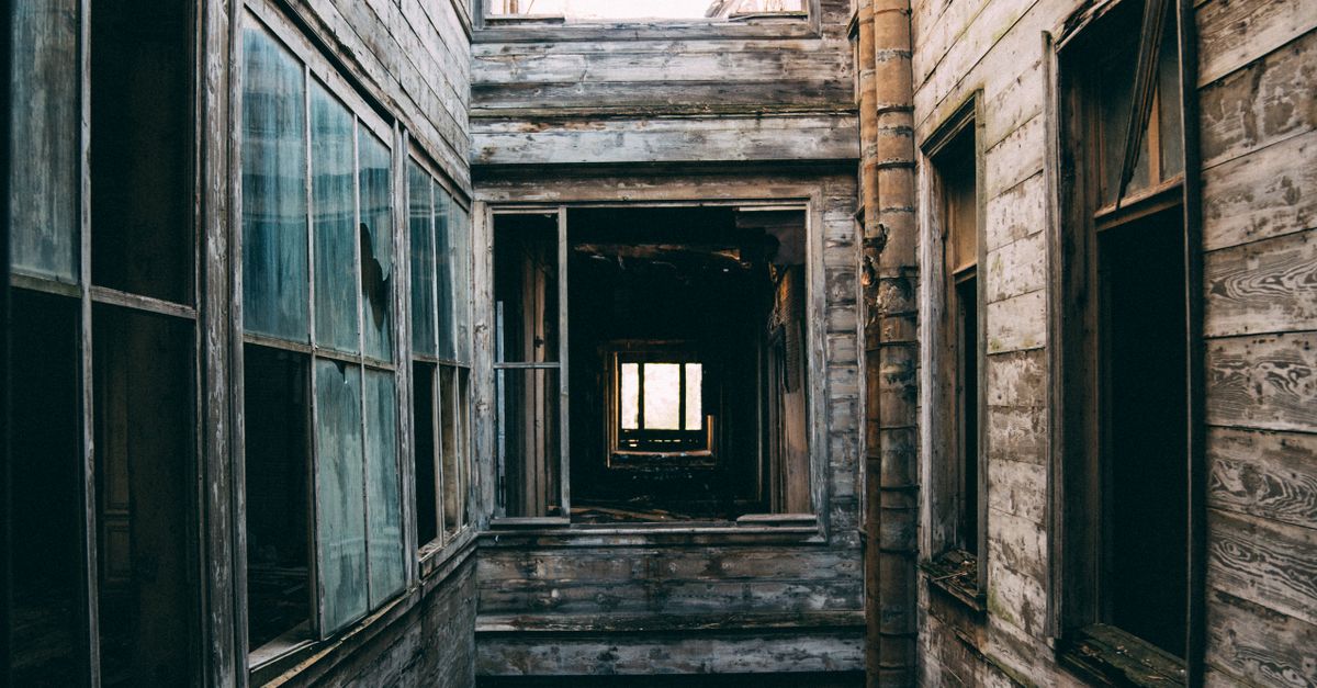 Patio Inside of an Abandoned Broken Building · Free Stock Photo
