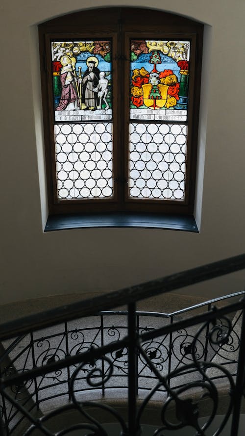 Fotobanka s bezplatnými fotkami na tému dekorácia, farebné sklo, interiér