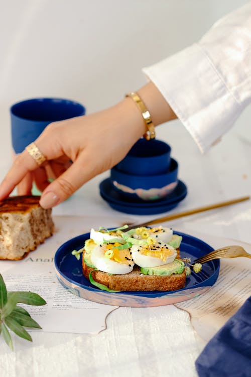 Foto profissional grátis de alimento, bracelete, canecas