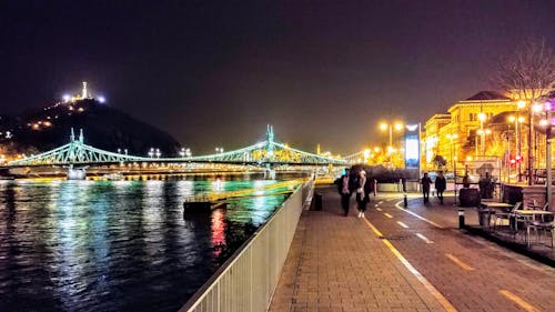 Gratuit Photos gratuites de Budapest, danube, lumières de nuit Photos