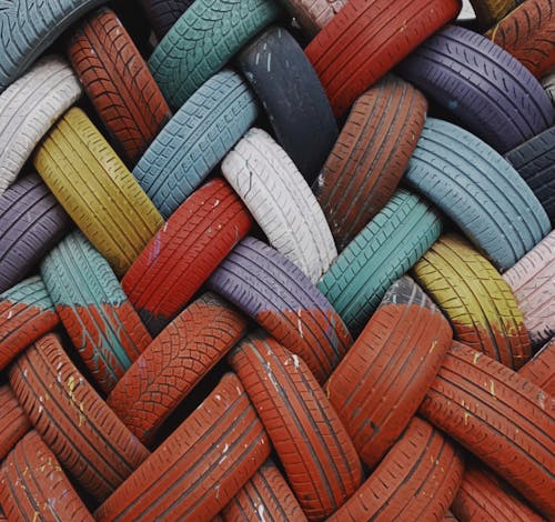 A Pattern from Colorful Tires 