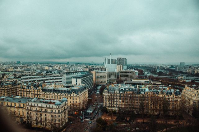 What is the Best Time to Visit Paris