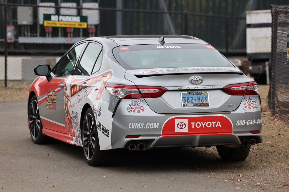 2019 Toyota Camry LE for Sale in North York - Low KM