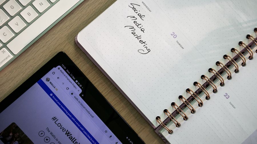 Beginner's guide to standing desks — what nobody tells you about the first month