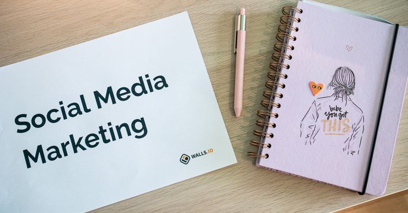 Comment devenir community manager en reconversion sans se tromper ?