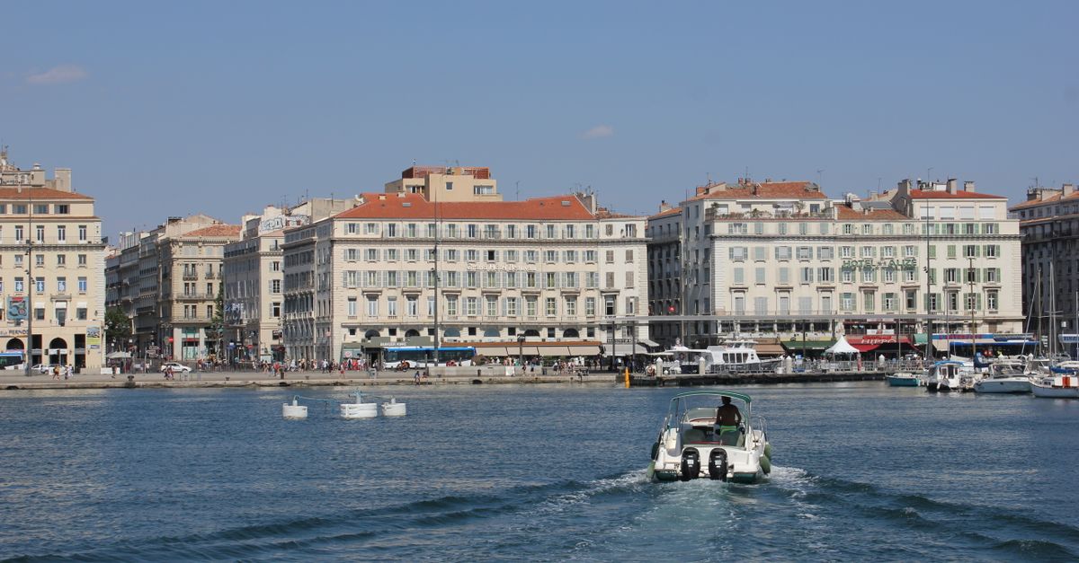 Marseille Bans Public Gatherings From Noon to 8pm as Laurent Nuñez Visits