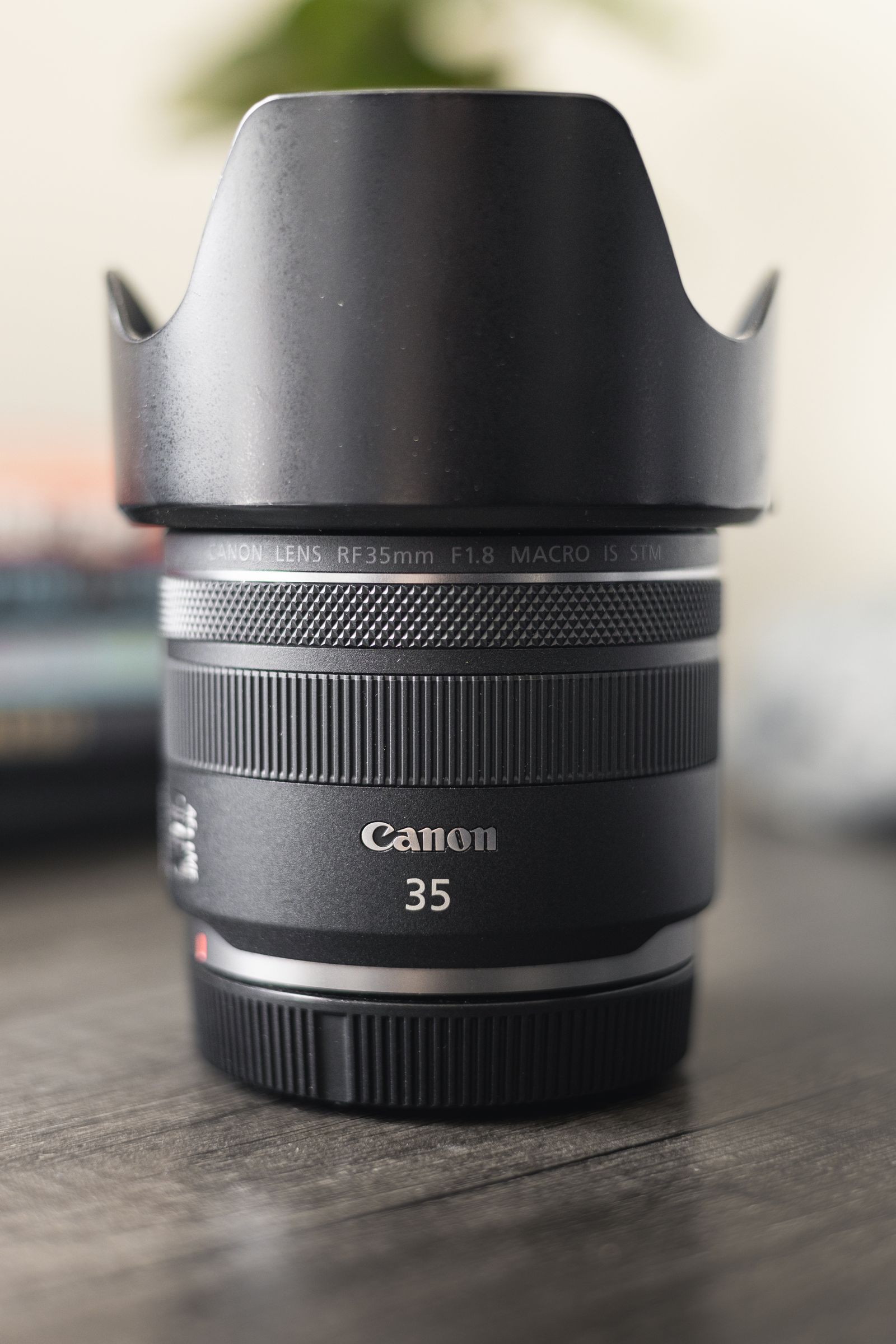Black Canon Camera Lens Free Stock Photo black-canon-camera-lens-free-stock-photo