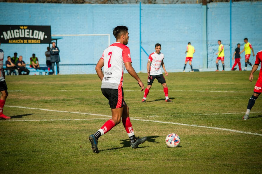 "FC Barcelona Young Star Lamine Yamal Breaks Record at Just 17 Years Old!"