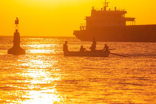 Gratis stockfoto met gouden zonsondergang, mooie zonsondergang, strand zonsondergang