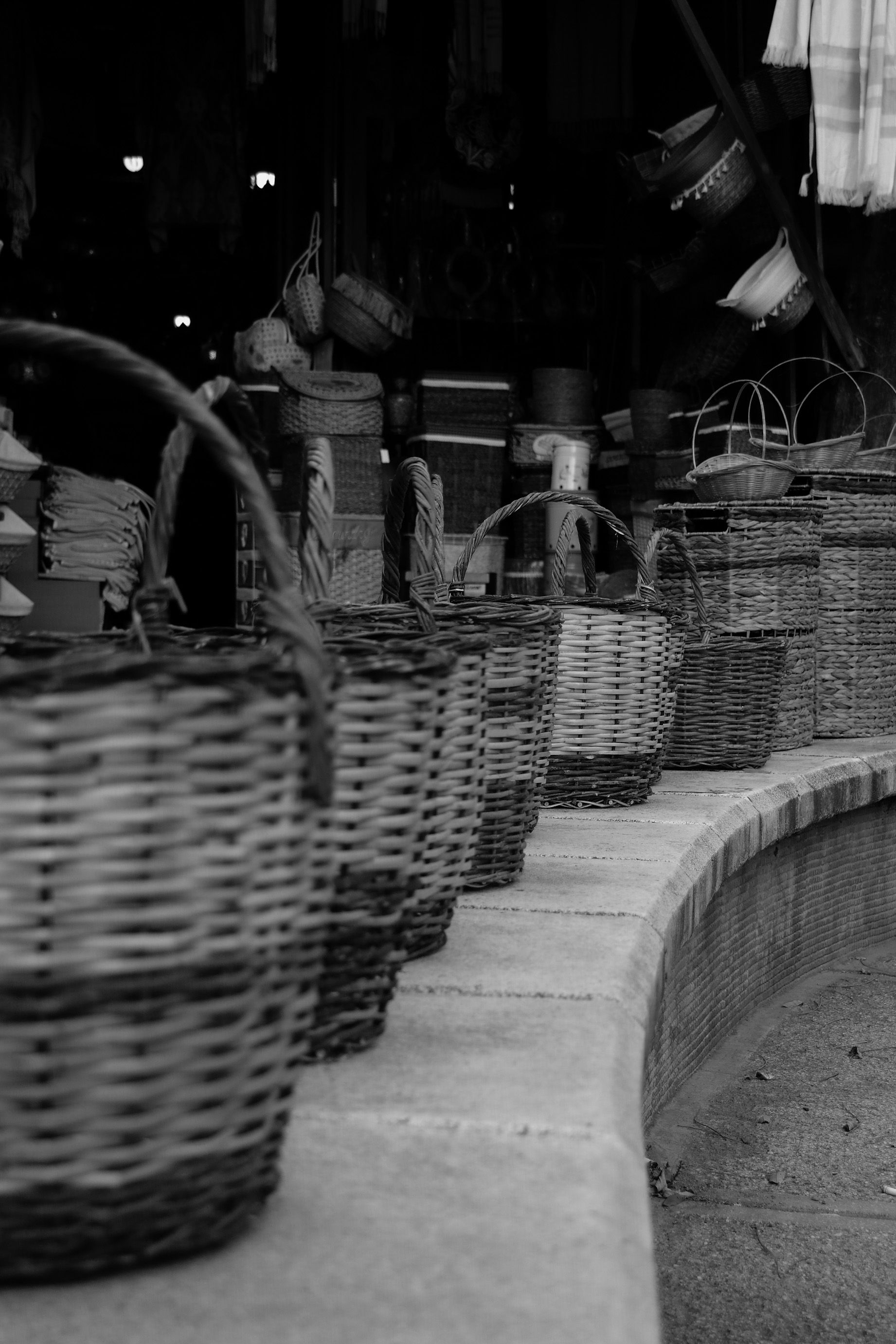 Willow gathering basket with bent handle