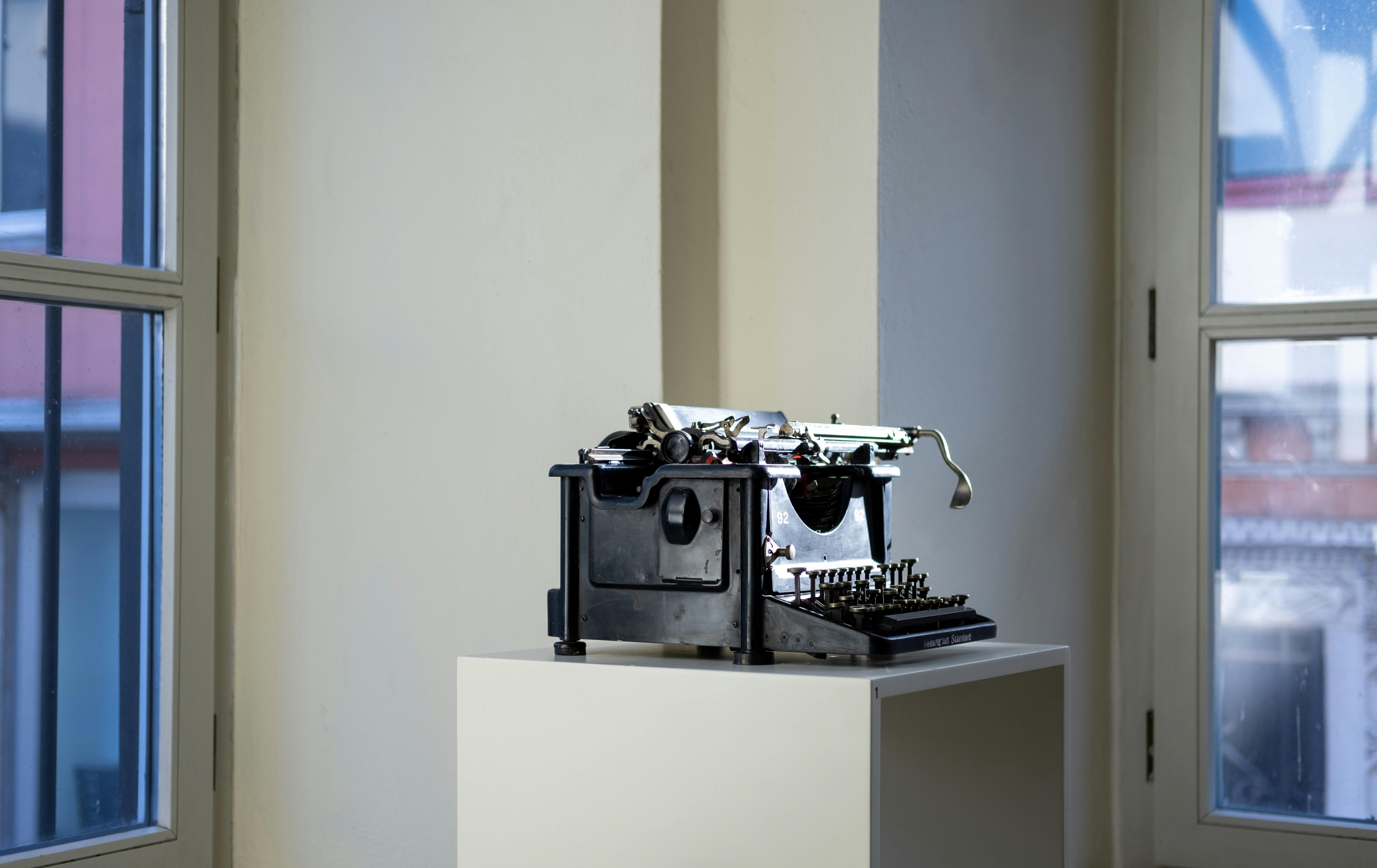 Typewriter Voice Photos, Download The BEST Free Typewriter Voice Stock