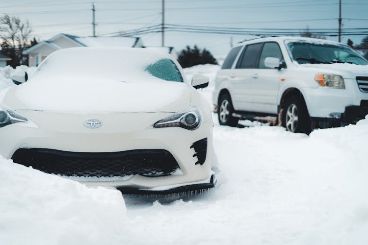 Snow On Cars